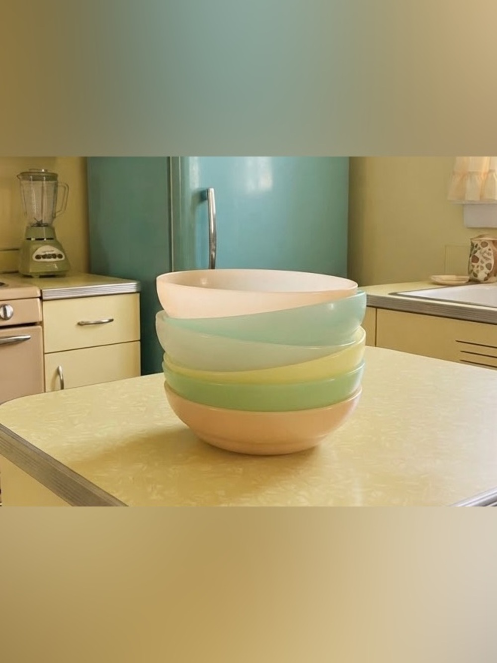 Vintage Tupperware Pastel Cereal Bowls Set of 6 Retro Mid Century Kitchenware